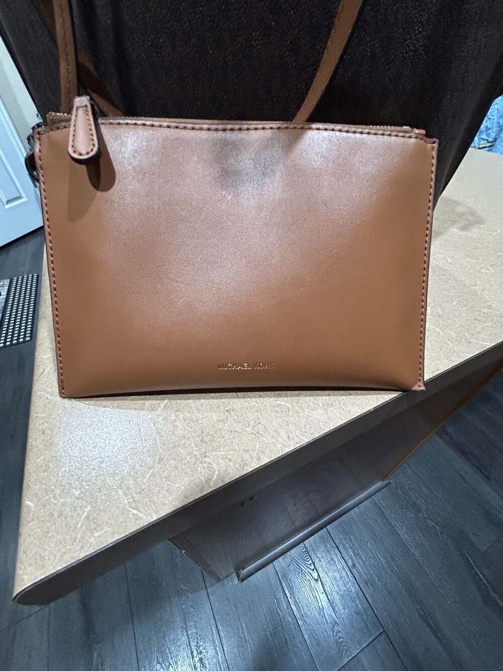 Michael Kors Edith Large Logo Monogram Tote Bag with Pouch and dust bag - Picture 10 of 12